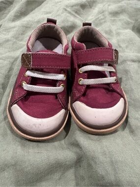 Kids Canvas Sneaker in Burgundy - Velcro Closure